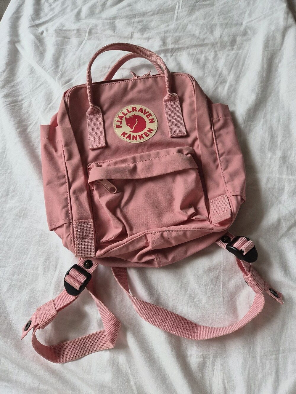 Fjallraven Raven Kanken Mini Pink